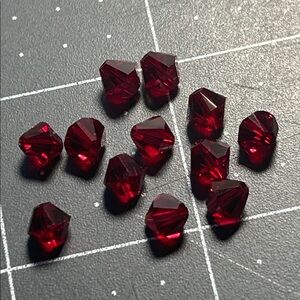 V Swarovski 6mm Siam Bicone (12)